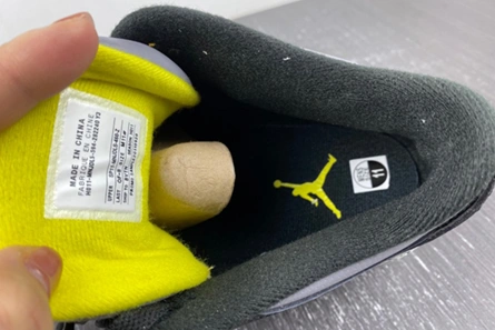 Modestly priced Men's DS NIB Air Jordan 3 Retro
