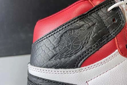 Reproduction Minimalist 1078 Air Jordan 1 High OG WMNS “Satin Snake” CD0461-601