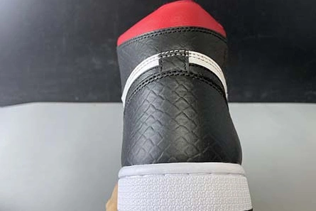 Reproduction Minimalist 1078 Air Jordan 1 High OG WMNS “Satin Snake” CD0461-601
