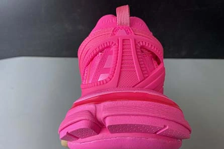 Value-driven Minimalist 4873 Balenciaga Track 2 Sneakers