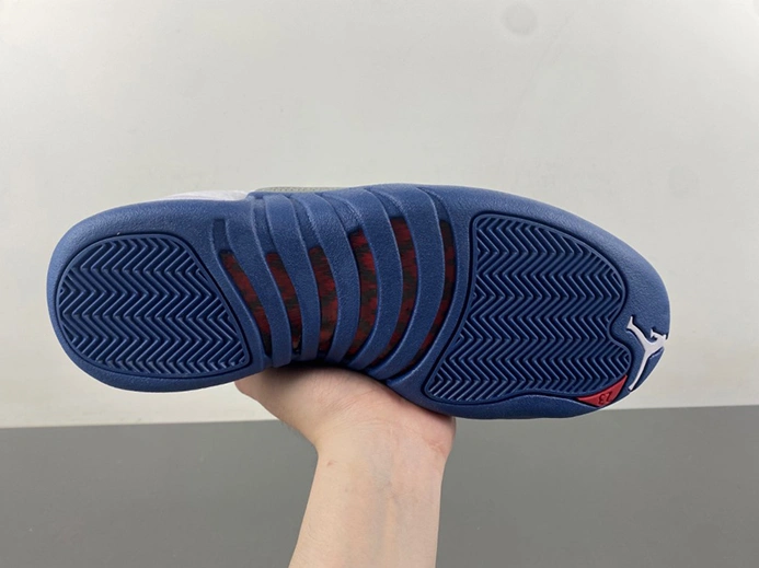 High-tier replica Minimalist 5204 Jordan 12 Retro French Blue (2016) 130690-113