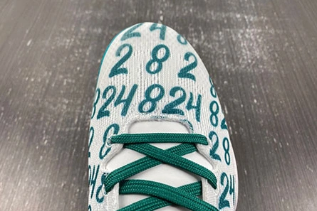 Inspired design Minimalist 8516 Nike Kobe 8
