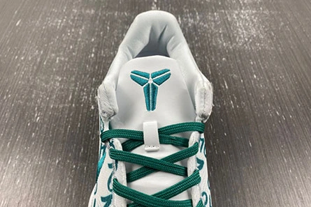 Inspired design Minimalist 8516 Nike Kobe 8