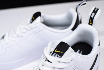 Parallel design Minimalist 9489 Air Force 1 '07 LV8 'White' - Nike - AJ7747-100