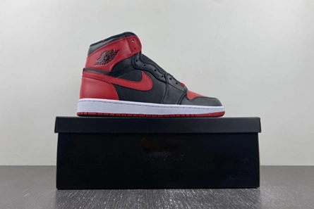 Modern 3647 Air Jordan 1 Retro high ban 432001-001