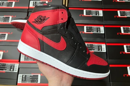 Top-grade copy Modern 3647 Air Jordan 1 Retro high ban 432001-001