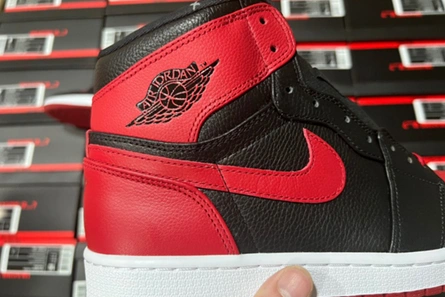 Top-grade copy Modern 3647 Air Jordan 1 Retro high ban 432001-001