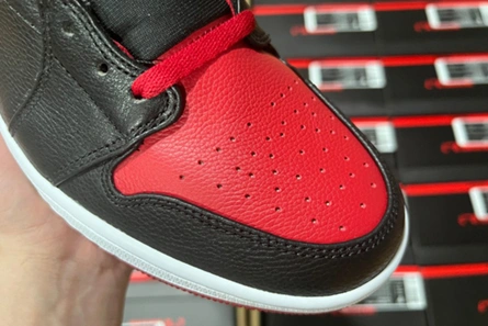 Top-grade copy Modern 3647 Air Jordan 1 Retro high ban 432001-001