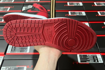 Top-grade copy Modern 3647 Air Jordan 1 Retro high ban 432001-001