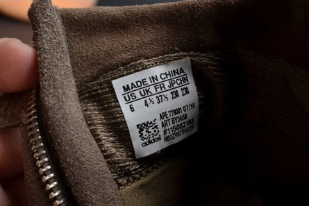 Inspired design Modern 5955 adidas Yeezy 750 Boost Light Brown BY2456