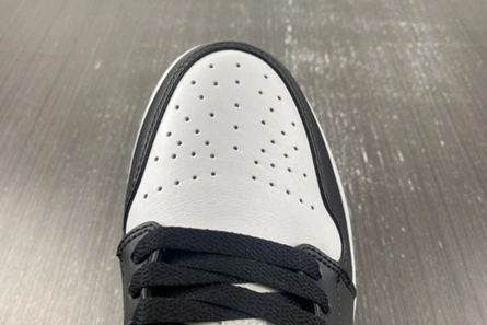 Superclone ModernLook 1632 Air Jordan 1 Low “Panda”  DC0774 101