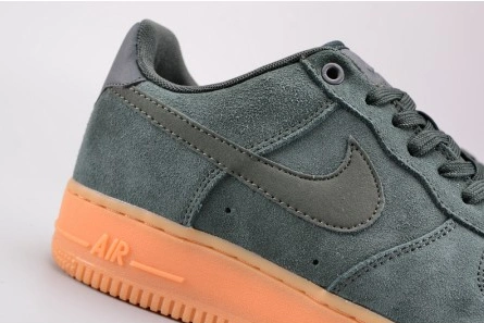 Wallet-friendly ModernLook 7490 Nike Air Force 1 ´07 LV8 Suede  Outdoor Green Brand MENS AA1117-300