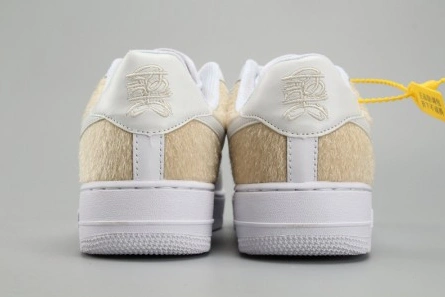 Modestly priced NIKE AIR FORCE 1’07 LV8 SUEDE WHITE A09281-100 Trendsetting 2856