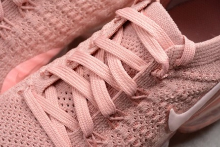Deal-worthy NIKE AIR VAPORMAX FLYKNIT 2 