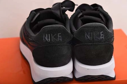 Value-driven NIKE LD WAFFLE SACAI BLACK NYLON - BV0073-002 WellDesigned 1865