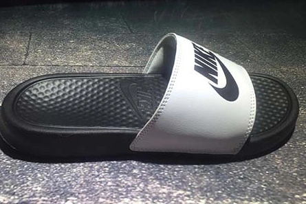 Lookalike NIKE flip flop 819696-010 SportInspired 4908