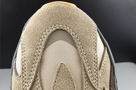 Mirror NewStyle 5402 ADIDAS YEEZY BOOST 700 V2 TEPHRA - FU7914