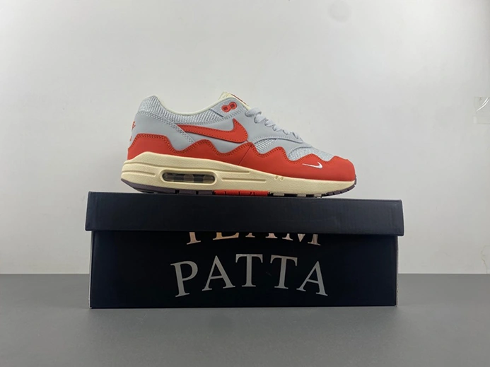 Marked-down Nike Air Max 1 Patta Waves Monarch (with Bracelet) DH1348-001 UrbanStyle 6572