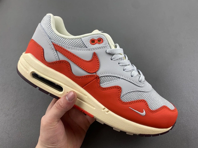 Marked-down Nike Air Max 1 Patta Waves Monarch (with Bracelet) DH1348-001 UrbanStyle 6572