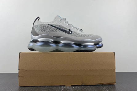 Nike Air Max Scorpion FD4612-001 Versatile 3870