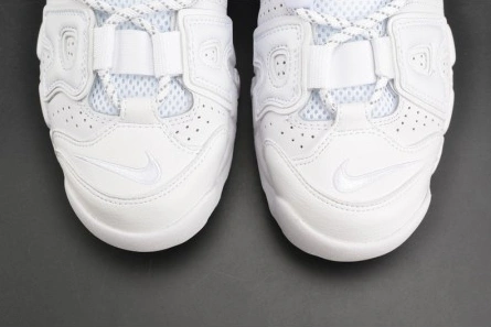 Pricetag-smart Nike Air More Uptempo 