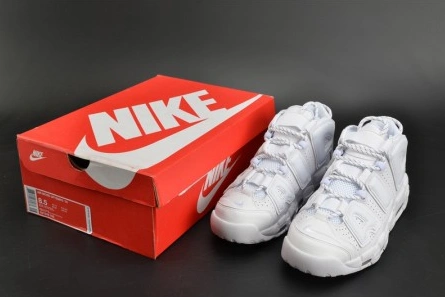 Pricetag-smart Nike Air More Uptempo 