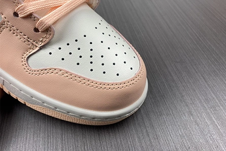 Pricetag-smart Nike Dunk High Sail Crimson Tint (W) DD1869-104 Compact 2328