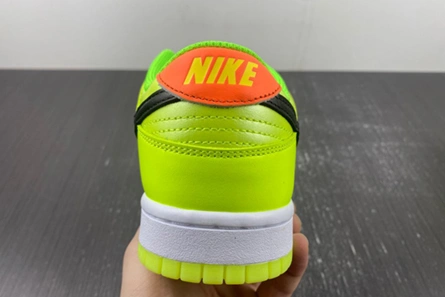 Accessible luxury Nike Dunk Low “Glow in the Dark”  FJ4610-702 UrbanStyle 7664