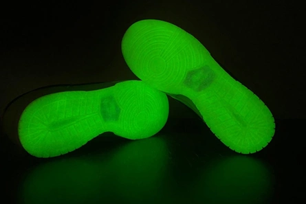Accessible luxury Nike Dunk Low “Glow in the Dark”  FJ4610-702 UrbanStyle 7664