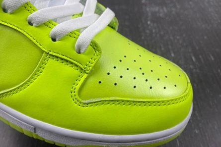 Accessible luxury Nike Dunk Low “Glow in the Dark”  FJ4610-702 UrbanStyle 7664