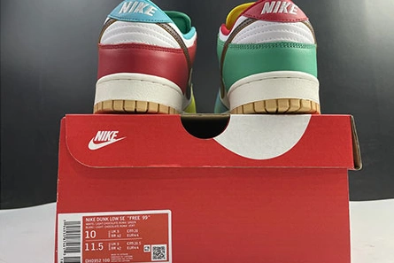 Marked-down Nike Dunk Low Green Strike(W) DD1503-106 Sleek 2289