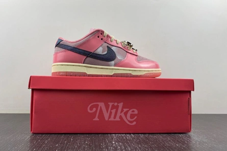 Cost-effective Nike Dunk Low LX Barbie (Women's)  FN8927-621 Fashionable 2093