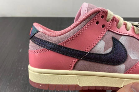 Cost-effective Nike Dunk Low LX Barbie (Women's)  FN8927-621 Fashionable 2093