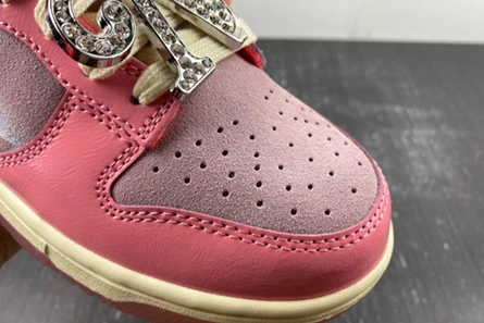 Cost-effective Nike Dunk Low LX Barbie (Women's)  FN8927-621 Fashionable 2093