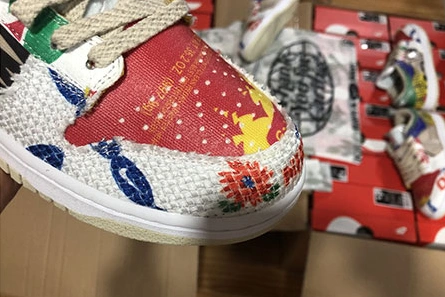 High-tier replica Nike Dunk Low SP “Thank You For Caring” DA6125-900 Trendsetting 3837