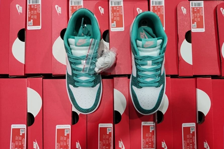 Price-wise Nike Dunk Low Snakeskin Washed Teal Bleached Coral  DR8577-300 Affordable 3058