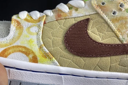 1:1 copy Nike SB Dunk Low “CNY” CV1628-800 Elegant 8241