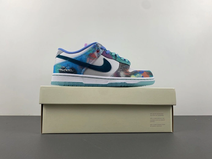 Nike SB Dunk Low Futura Laboratories Bleached Aqua  HF6061-400 AllSeason 7002