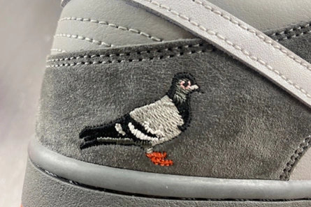 Mirror Nike SB Dunk Low Staple NYC Pigeon  304292-011 Trendsetting 2203