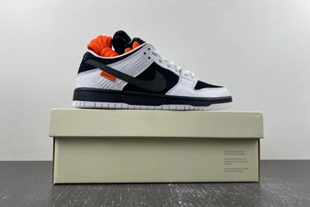 Nike SB Dunk Low TIGHTBOOTH  FD2629-100 Trendsetting 9188