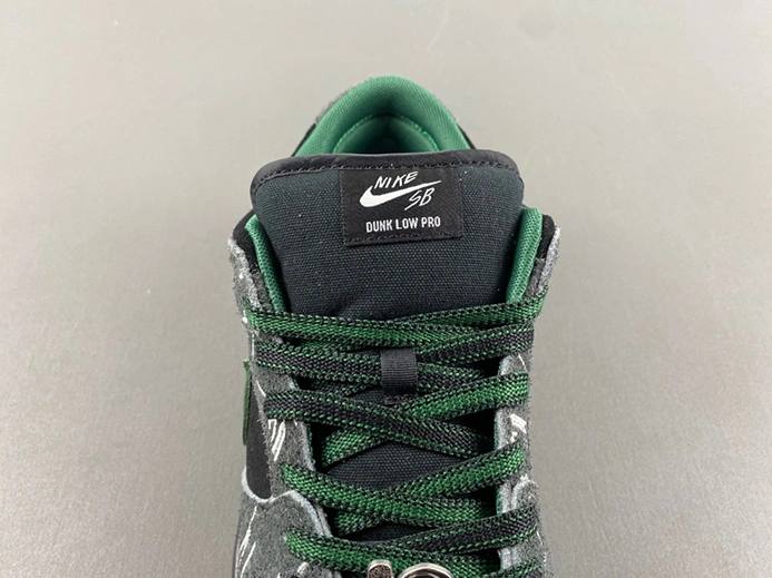 High-tier replica Nike SB Dunk Low There Skateboards  HF7743-001 Trendsetting 542