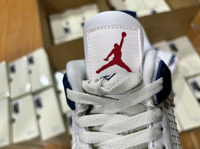 Value-driven Nike SB x Air Jordan 4 Navy 2025 newest DR5415-100 TopPick 7936