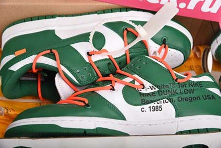 Premium replica OFF-WHITE NIKE DUNK LOW PINE GREEN CT0856-100 DailyWear 2140