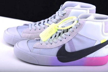 Pricetag-smart Off-White Nike Blazer The Queen AA3832-002 GoodFit 6191