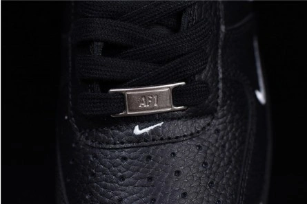 Luxury copy Popular 5930 Air Force 1 Low Utility Black White - AJ7747-001