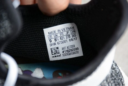 Style match Popular 6532 adidas mens  PW HUMAN RACE NMD TR 