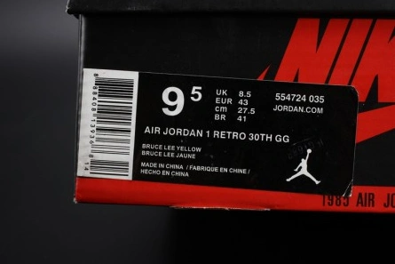 Fair-priced Practical 922 Air Jordan 1 Retro Mid 'New Love 554724-035