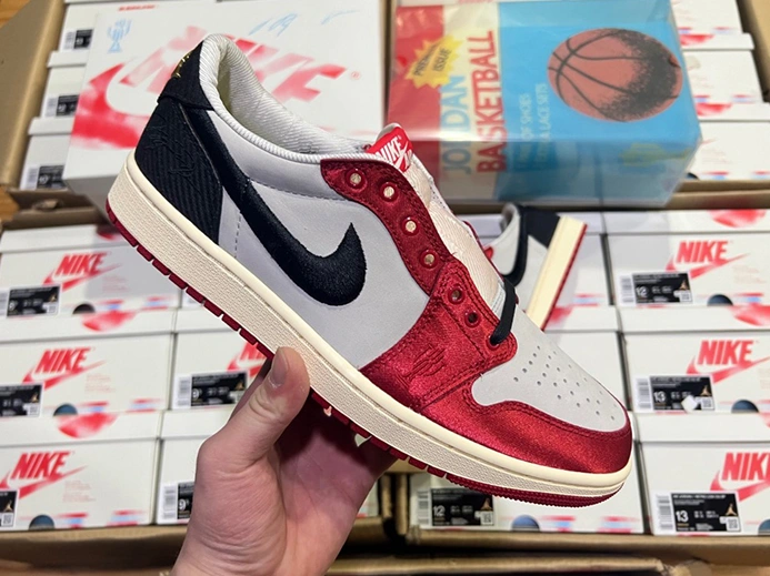 Everyday-priced Practical 9985 Jordan 1 Retro Low OG Trophy Room Away  FN0432-100