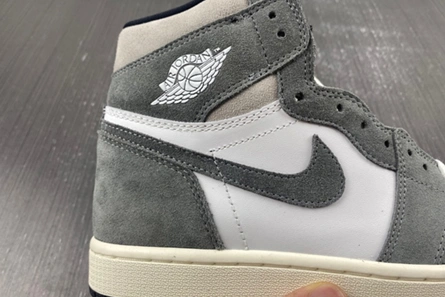 High-tier replica Refined 3218 Jordan 1 Retro High OG Washed Black  DZ5485-051