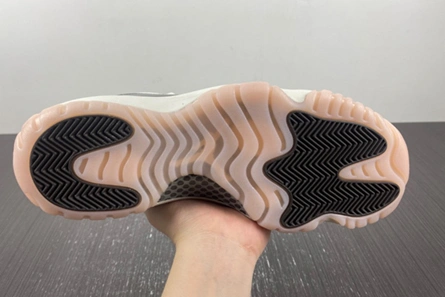Value-driven Reliable 7619 Air Jordan 11 WMNS “Neapolitan” AR0715-101